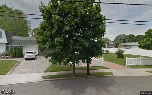 12 Brandy Ln, Lake Grove, NY 11755