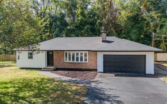 12 Groveland Park Blvd, Sound Beach, NY 11789 (House View)