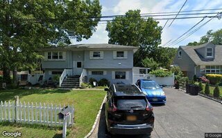 12 Parkwood Dr, Mastic Beach, NY 11951