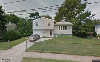 12 Speed St, Brentwood, NY 11717