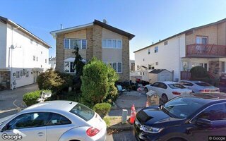 12 Strawberry Ln, Staten Island, NY 10312
