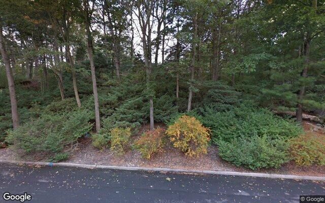 12 Talisman Dr, Dix Hills, NY 11746