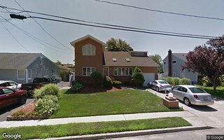 12 Tompkins Ave, Babylon, NY 11702