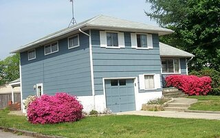 12 Westmoreland Rd, Hicksville, NY 11801