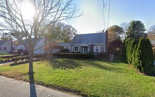 120 Roe Ave, East Patchogue, NY 11772
