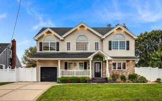 120 Brenner Ave, Bethpage, NY 11714