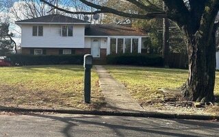 120 Ketay Dr S, East Northport, NY 11731