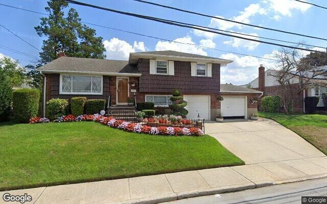 120 Osborne Rd, West Hempstead, NY 11552