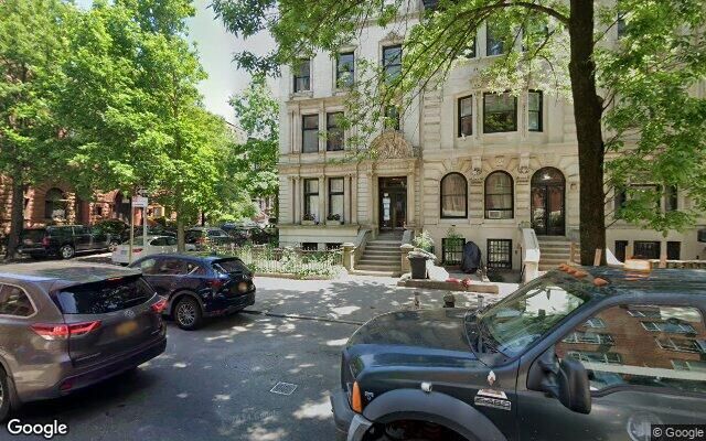 121 8th Ave #1F, Brooklyn, NY 11215