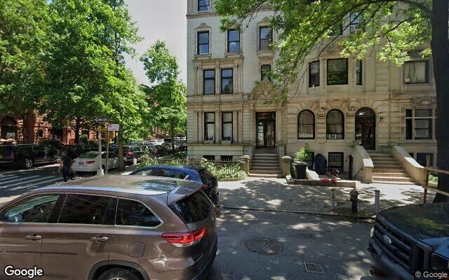121 8th Ave, Brooklyn, NY 11215