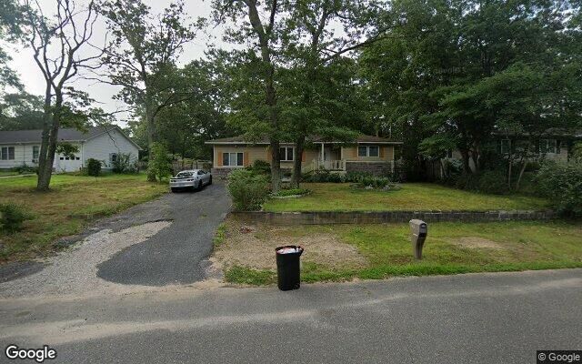 121 Industrial Blvd, Riverhead, NY 11901