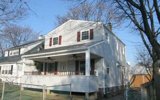 121 Pine St, Oceanside, NY 11572