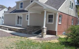 1228 Waterview Dr, Rockville Centre, NY 11570