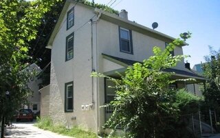 124 Harbor Rd, Port Washington, NY 11050