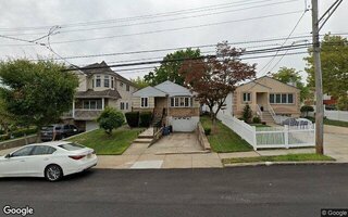 124 Keegans Ln, Staten Island, NY 10308