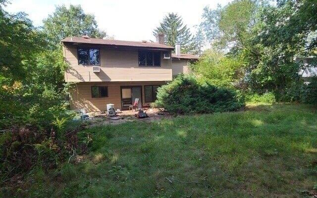 124 Sequoia Dr, Coram, NY 11727 (Yard)
