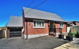 125 Beverly Ave, Staten Island, NY 10301