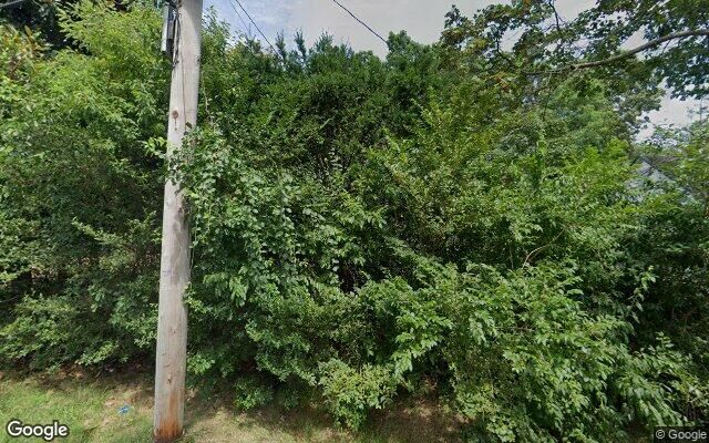 125 Woodland Dr, Mastic Beach, NY 11951