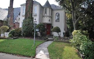 126 Babylon Tpke, Merrick, NY 11566