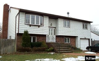 126 N Linden St, Massapequa, NY 11758