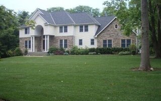 126 Old Field Rd, East Setauket, NY 11733