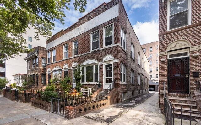 127 Clarkson Ave, Brooklyn, NY 11226 (Porch)