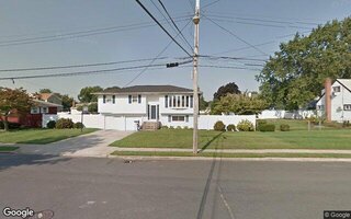 128 Bond St, West Babylon, NY 11704