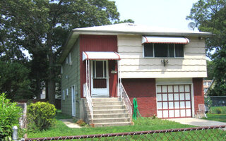 128 Hudson Ave, Roosevelt, NY 11575