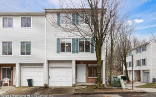 128 Ilyssa Way, Staten Island, NY 10312