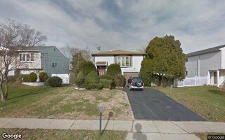 128 Spring St, Massapequa, NY 11758
