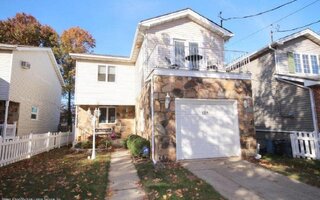 129 Lucille Ave, Staten Island, NY 10309