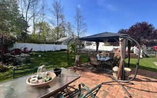 1294 Poplar St, North Bellmore, NY 11710