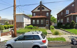 13-03 139th St, Whitestone, NY 11357