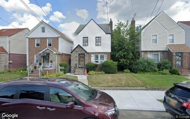 130-07 228th St, Laurelton, NY 11413