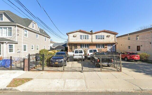 130-21 140th St, Jamaica, NY 11436