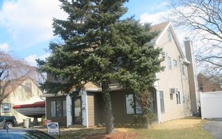 131 Belmill Rd, Bellmore, NY 11710