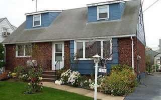 1311 Mcclure Ave, Elmont, NY 11003