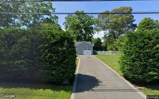 132 Blue Point Ave, Blue Point, NY 11715