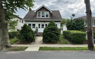 132 Hamden Ave, Staten Island, NY 10306