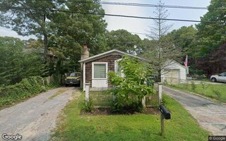 132 Riverside Ave, Riverhead, NY 11901