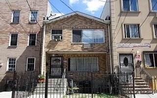 1320 College Ave, Bronx, NY 10456