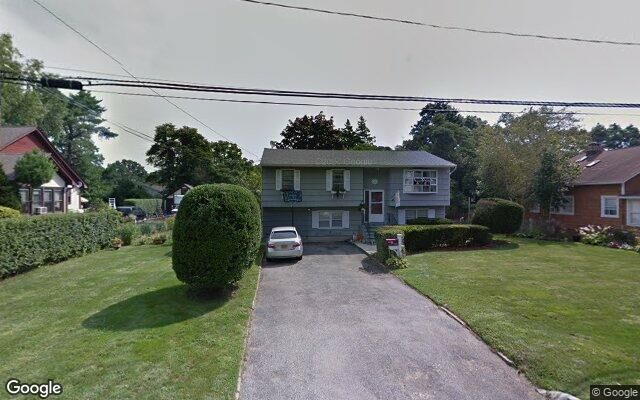 1337 Ackerson Blvd, Bay Shore, NY 11706