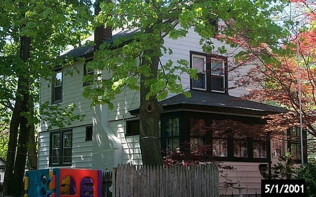 134 Murray Ave, Port Washington, NY 11050