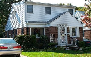 134 W Marshall St, Hempstead, NY 11550