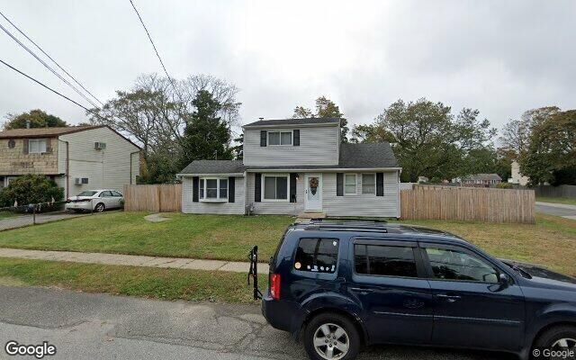 1340 Lombardy Blvd, Bay Shore, NY 11706 (Yard)
