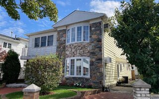 135 Steinway Ave, Staten Island, NY 10314