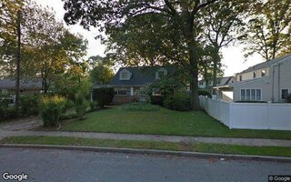 1354 Short Pl, North Baldwin, NY 11510