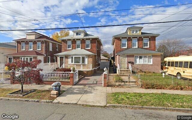136-02 241st St, Rosedale, NY 11422