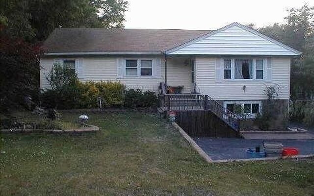 136 Buffalo Ave, Medford, NY 11763