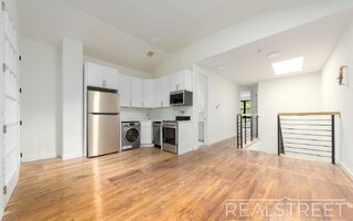 136 Cornelia St, Brooklyn, NY 11221
